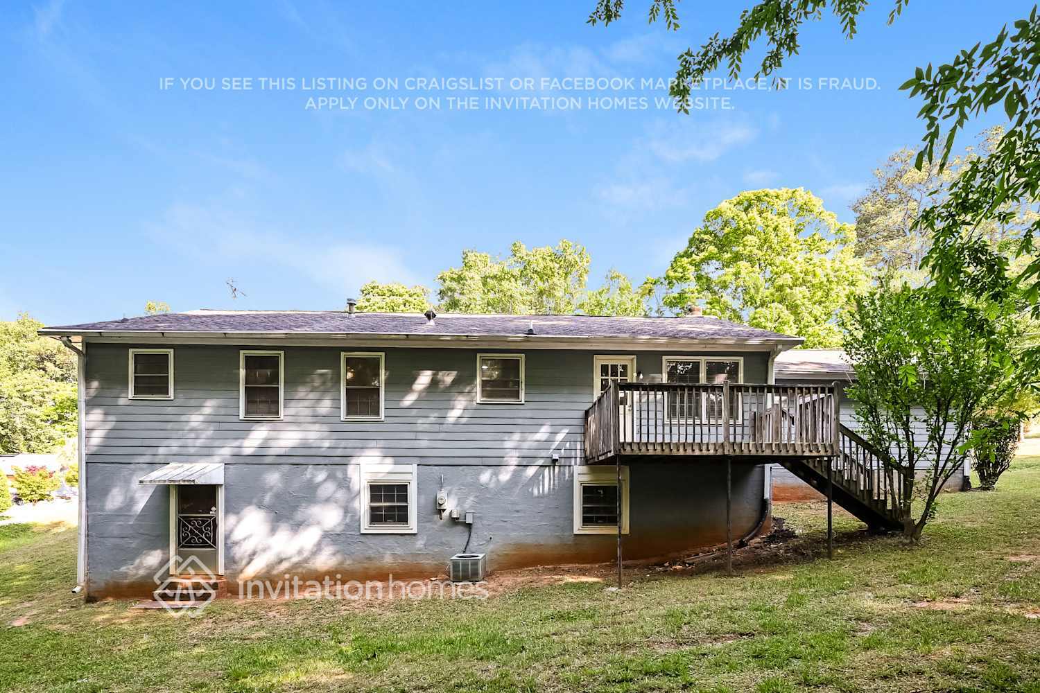 Building Photo - 1460 Sundale Dr