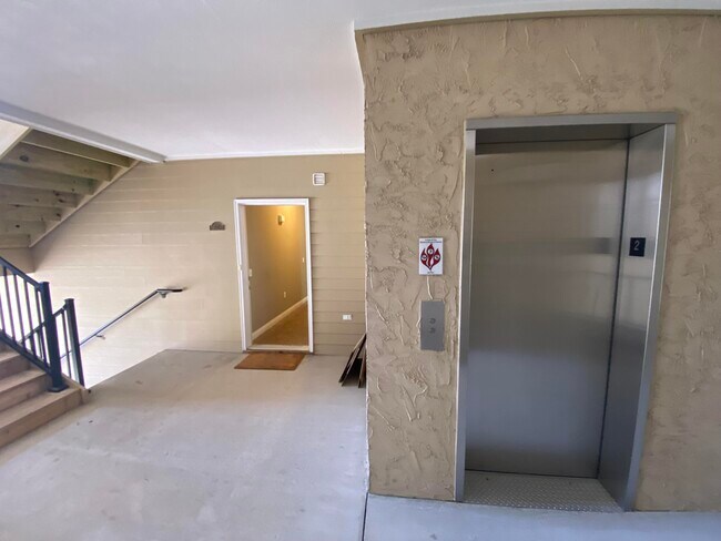 Building Photo - 4100 W Worley St