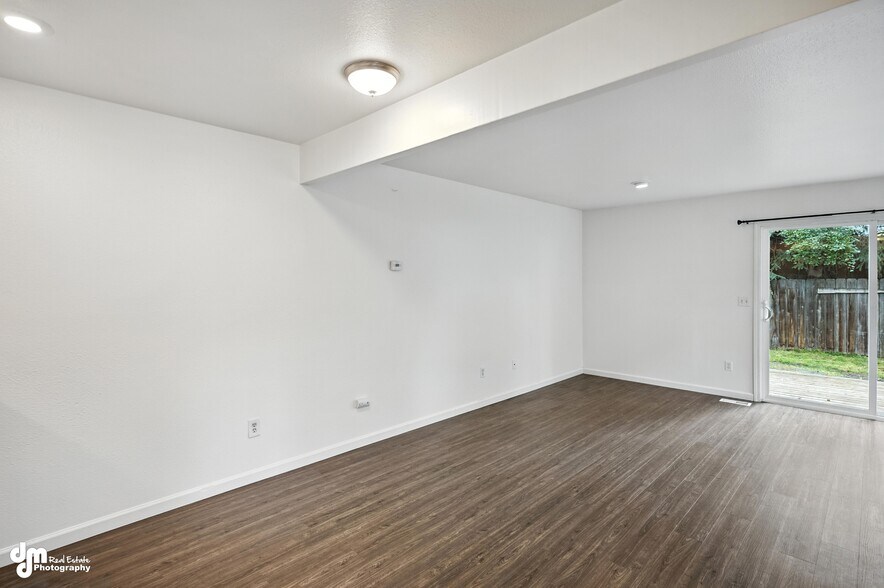 Building Photo - 5441 Windflower Cir