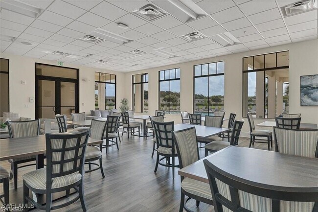 Building Photo - 14453 Cantabria Dr