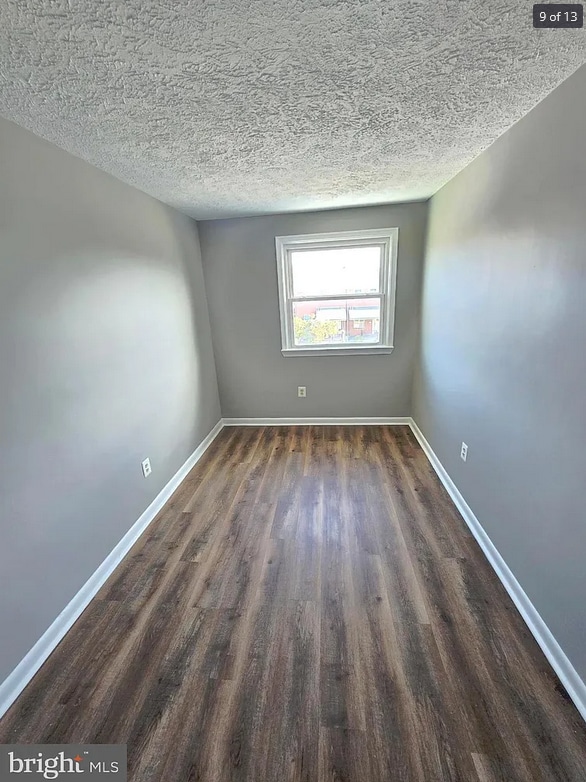 Building Photo - 3 Bedroom with finished basement