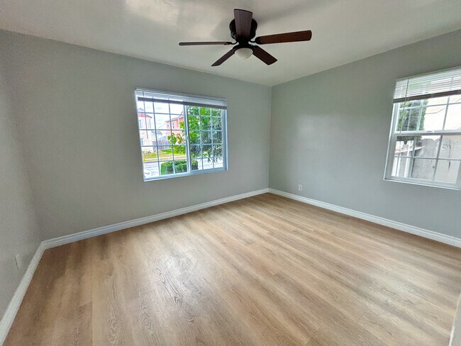 Bedroom - 10506 Haas Ave