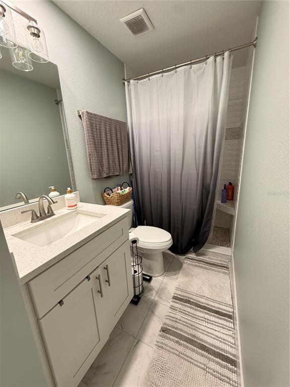 Building Photo - 360 Palm Cir