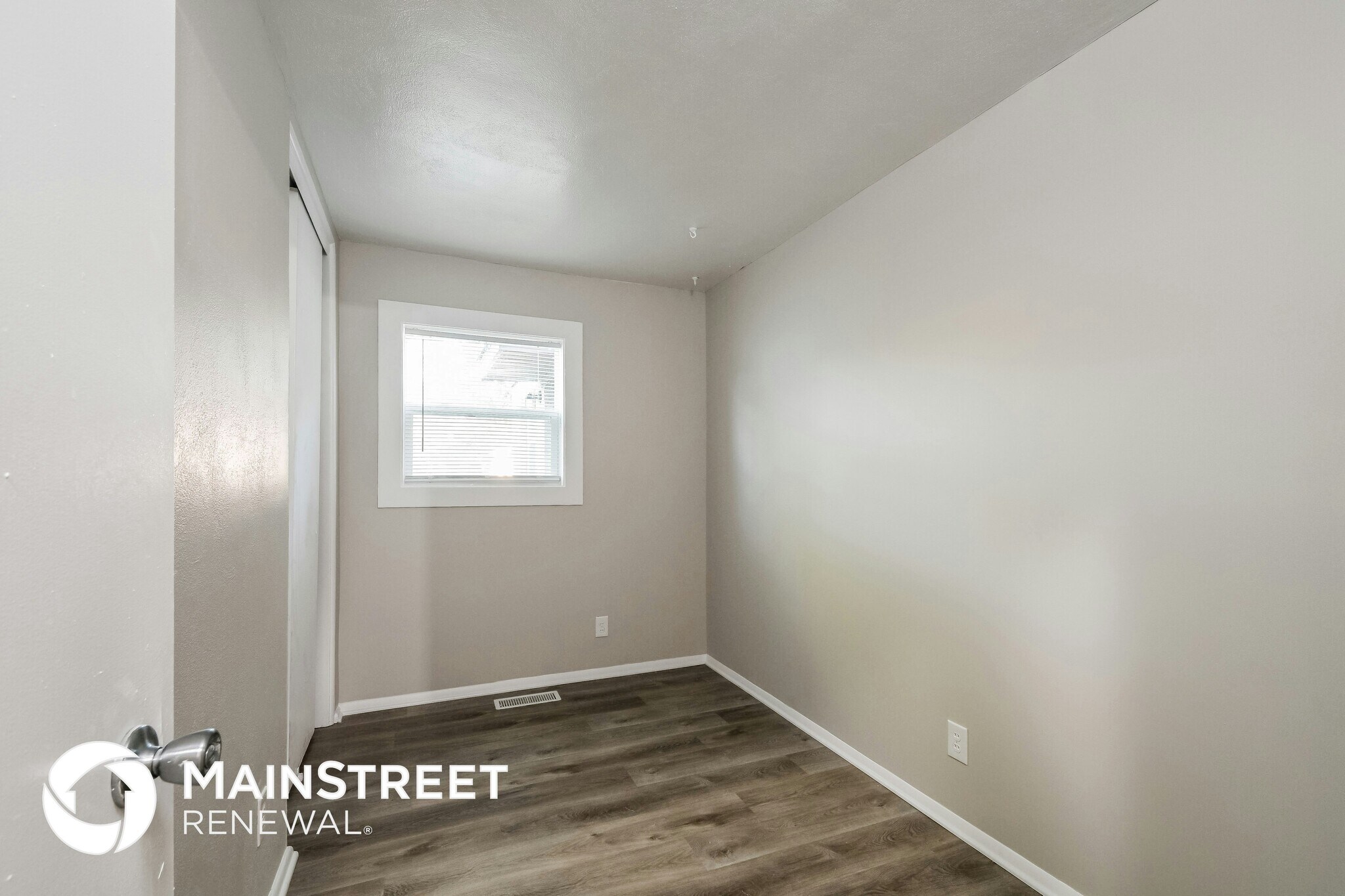 Building Photo - 4769 N Mitchner Ave