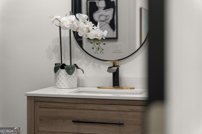 Building Photo - 1180 Fleming St