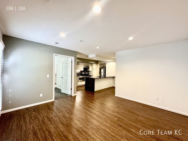 Interior Photo - Vernon on Washington