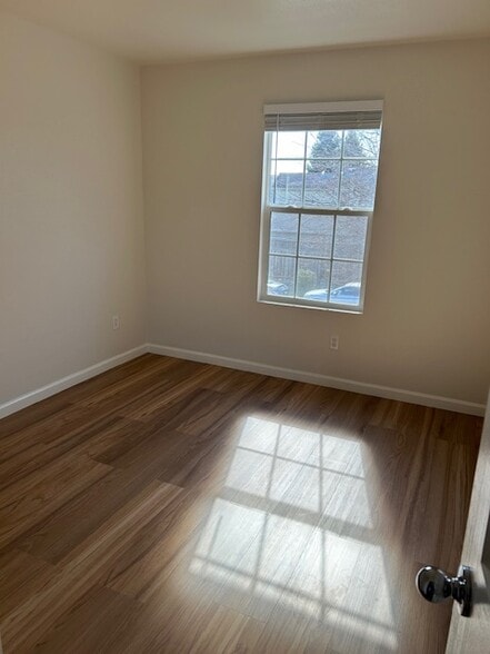 Building Photo - 2295 Orleans St