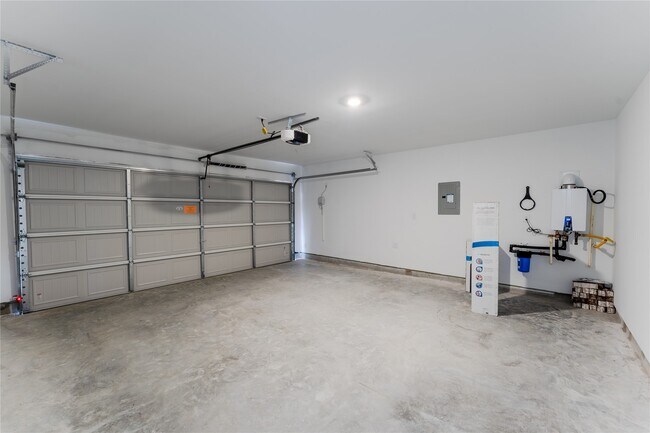 Building Photo - 16110 Domestic Dove Wy