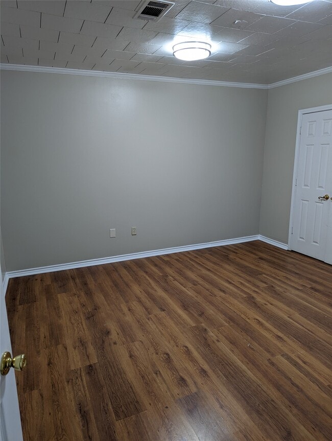 Building Photo - 8861 Co Rd 424