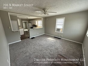 Building Photo - 706 N Market St
