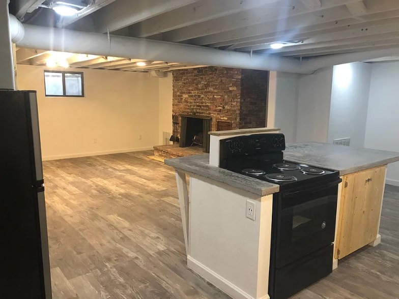 Building Photo - 1429 Columbia St