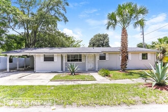 Building Photo - 2922 Buckman St