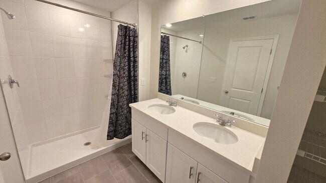 Building Photo - 17124 Blowfish Dr
