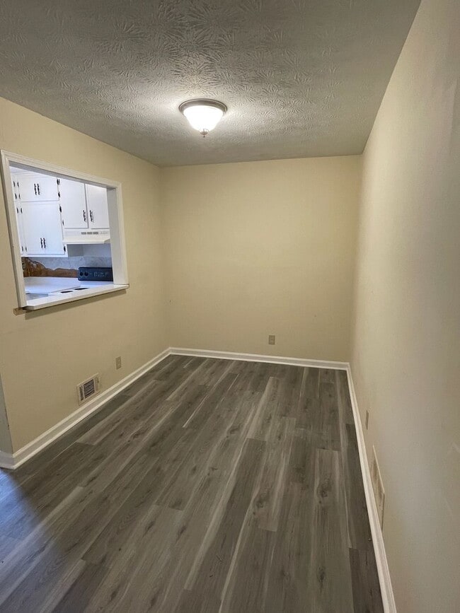 Building Photo - 4912 Valley Dale Ct