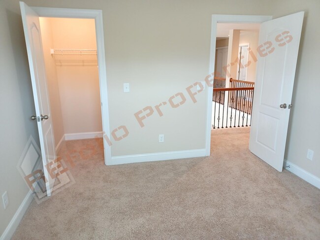 Building Photo - 414 Boscawen Ln