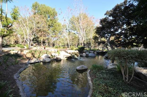 Building Photo - 3 Lakepines-
