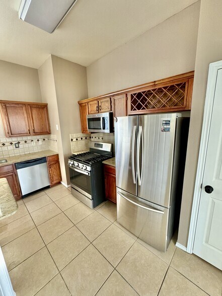 Building Photo - 5606 Allen Ln