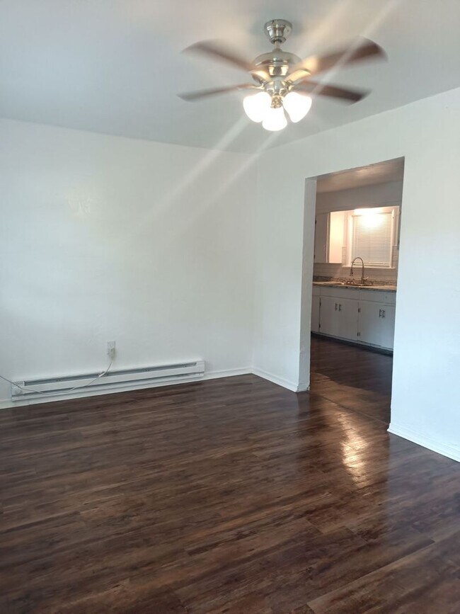 Building Photo - Newly Remodeled 3 Bed / 1 Bath Home with Large Backyard – All Electric!