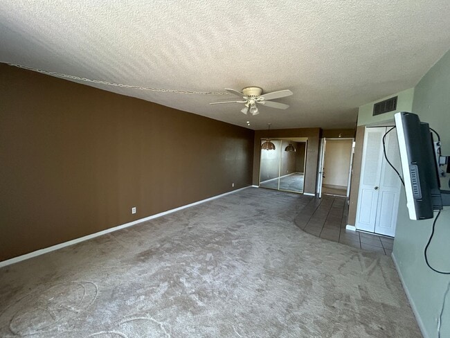 Building Photo - 3490 N Key Dr