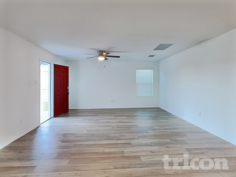 Building Photo - 617 Dashwood Dr