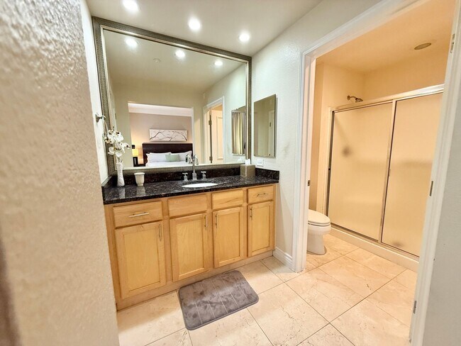 Building Photo - Live the Las Vegas Lifestyle in a Gated, Amenity-Rich Community ALL UTILITIES INCLUDED