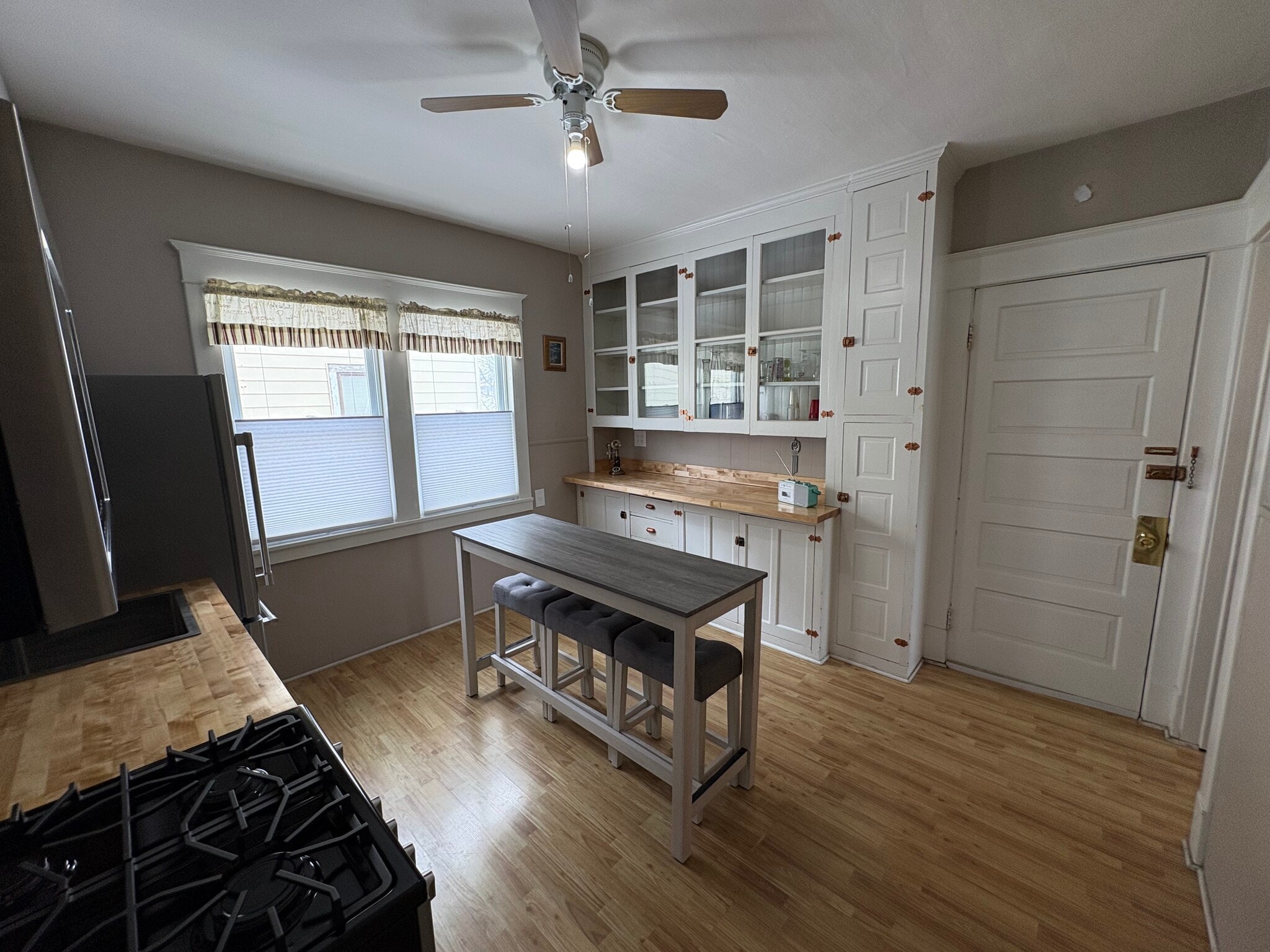 Building Photo - 35 Choate Ave