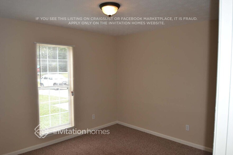 Building Photo - 146 Forest Pl