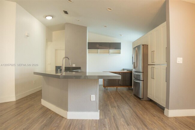 Building Photo - 16410 Sapphire Bend