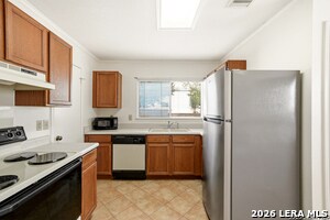 Building Photo - 8942 Kenton Ct