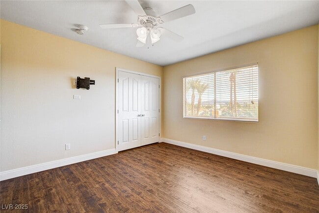 Building Photo - 2707 Mallard Landing Ave