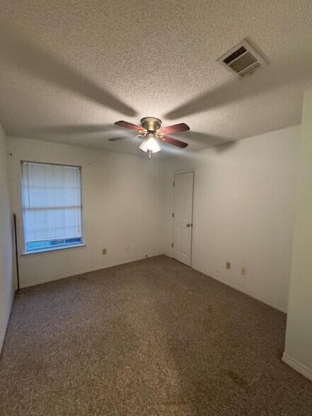 Building Photo - 2300 Starfish Rd