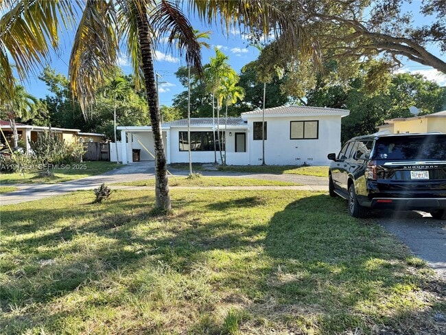 Building Photo - 12615 N Miami Ave