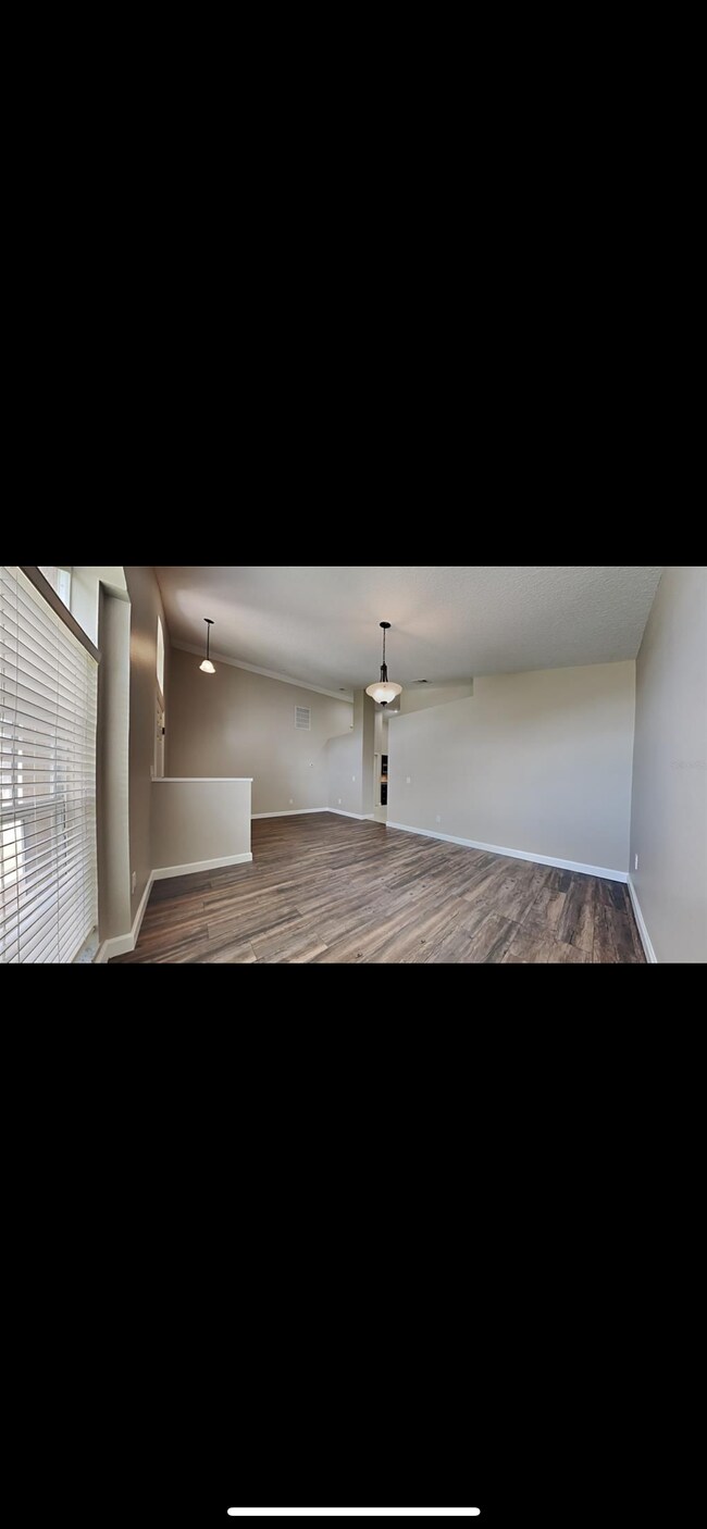 Building Photo - 30831 Midtown Ct