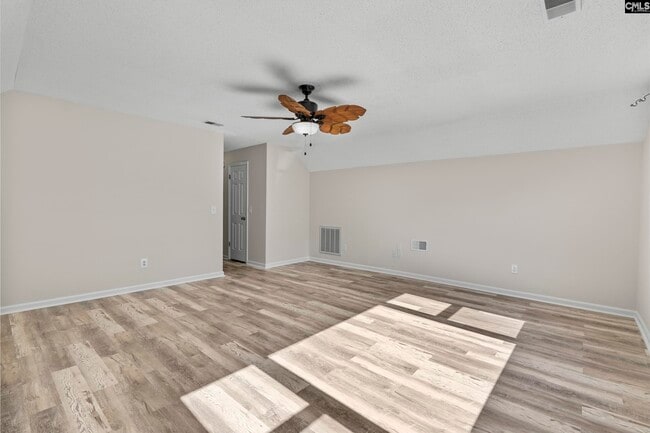 Building Photo - 241 Friarsgate Blvd