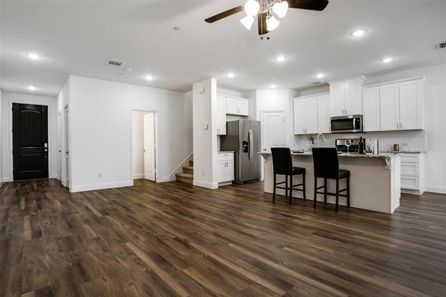 Building Photo - 4809 Pasadena Dr