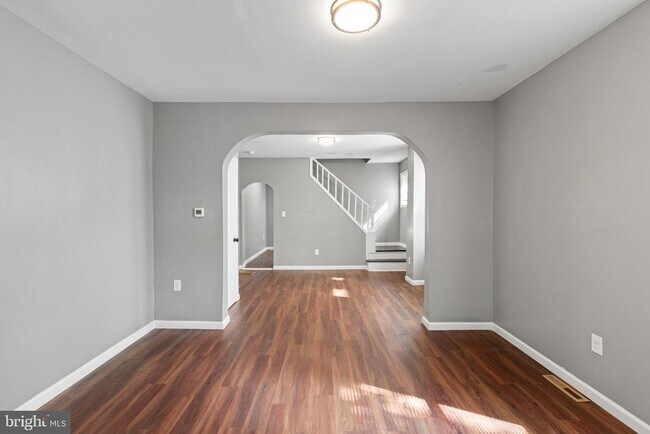 Building Photo - 1344 Princeton Ave