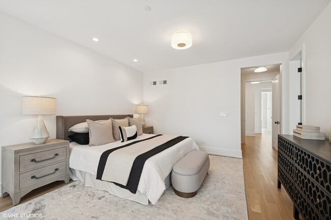 Building Photo - 146 Sterling Ln