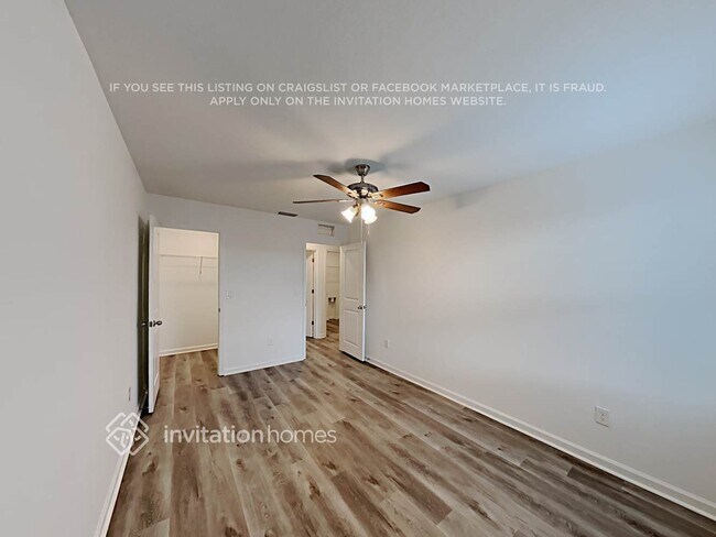 Building Photo - 35209 Daisy Meadow Loop