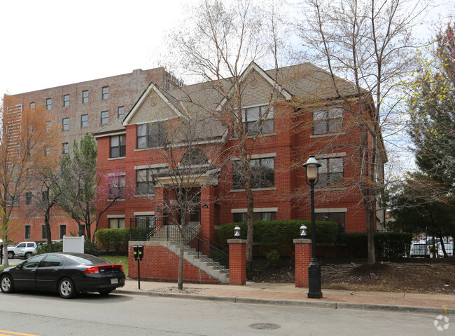 Building Photo - Quality Hill Square Condos