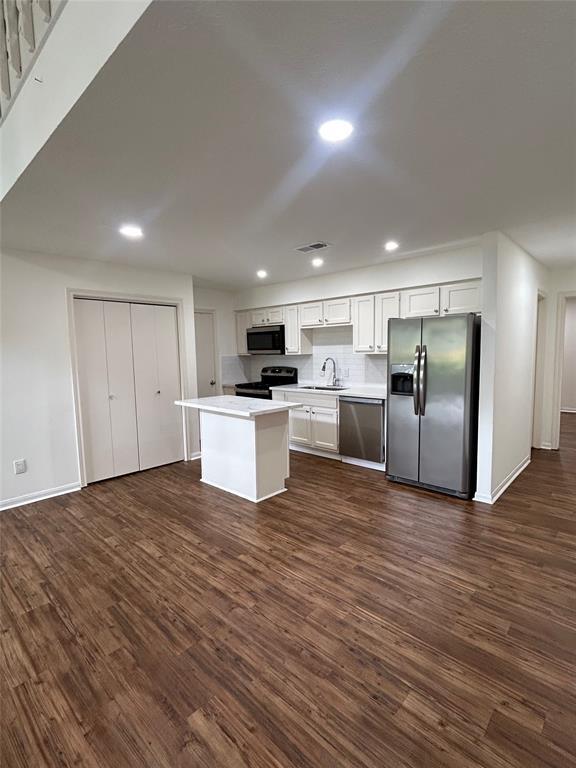 Building Photo - 12755 Mill Ridge Dr