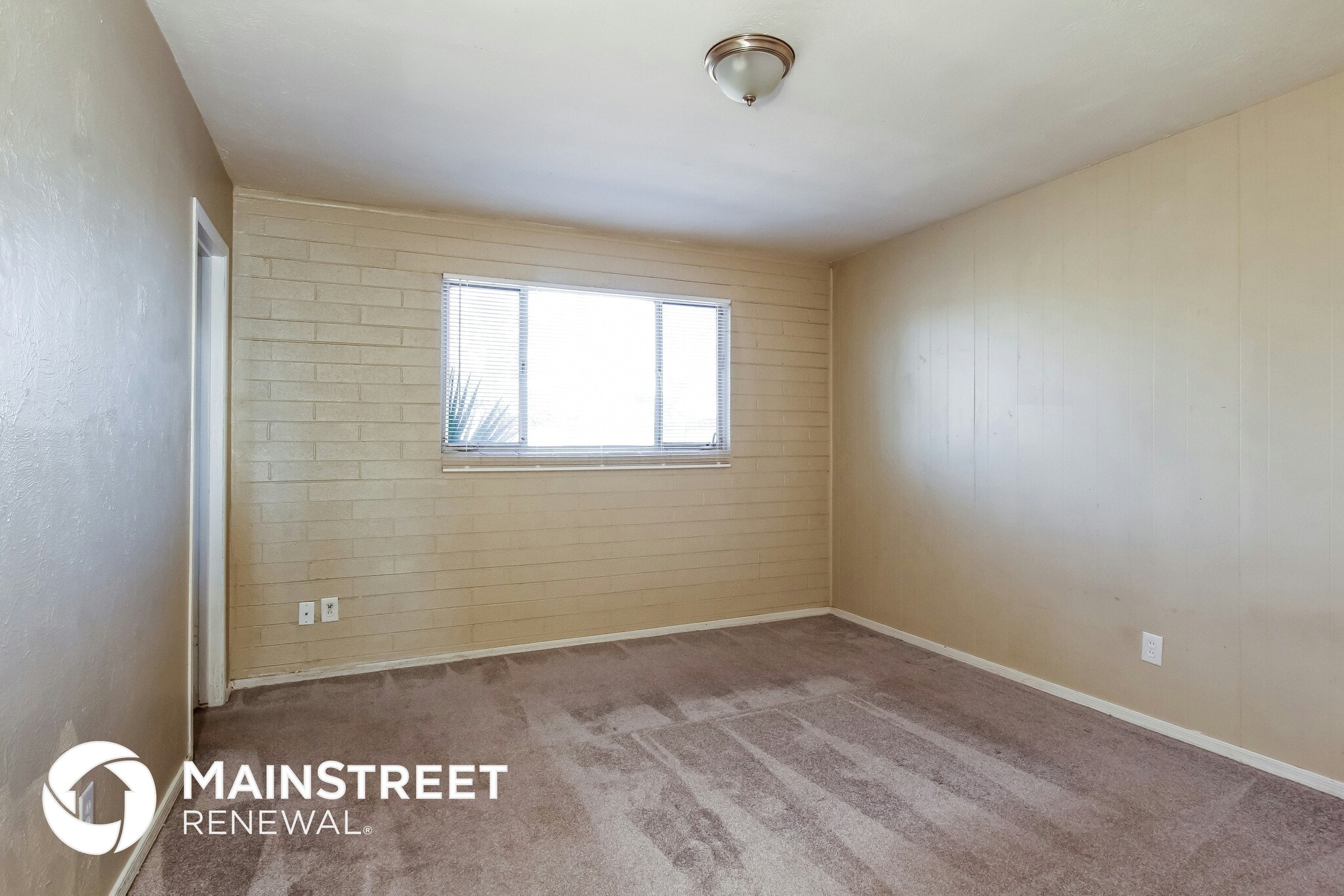 Building Photo - 4902 W Mulberry Dr