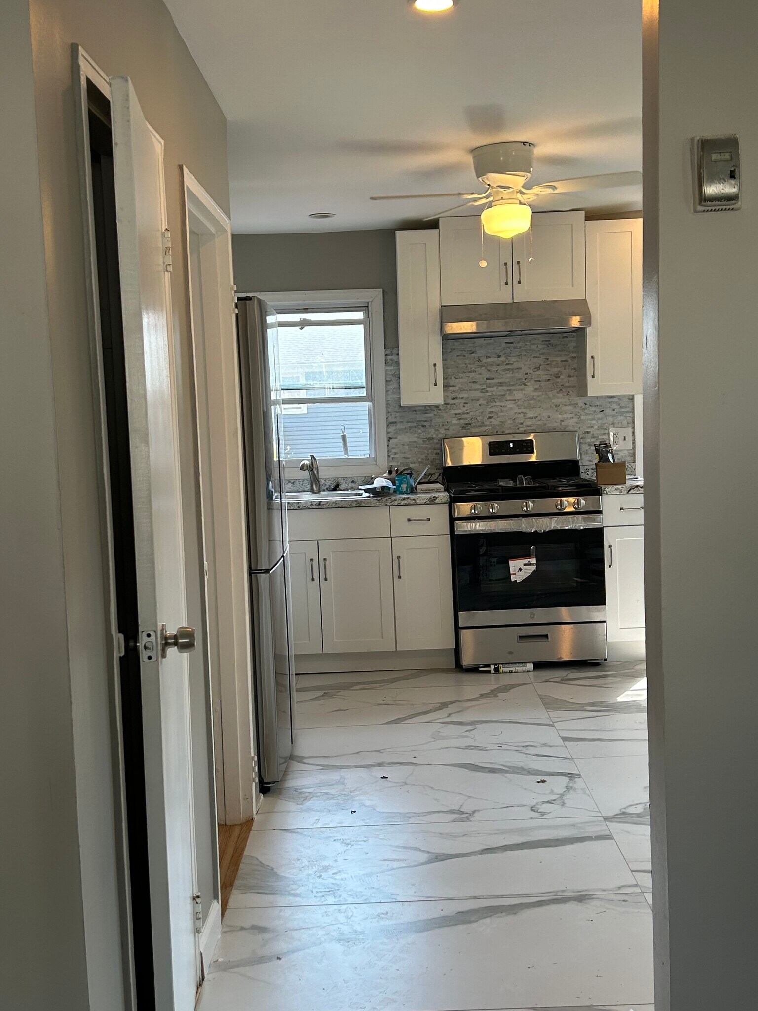 Building Photo - 24 Huron Ave