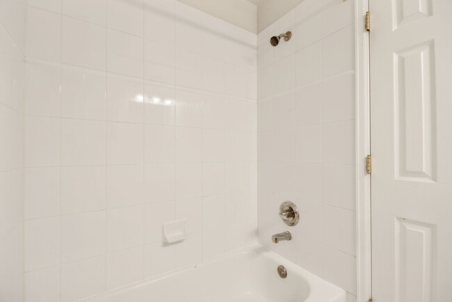 Building Photo - 1755 Emerson St