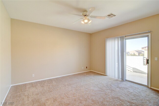 Building Photo - 520 Curtin Ct