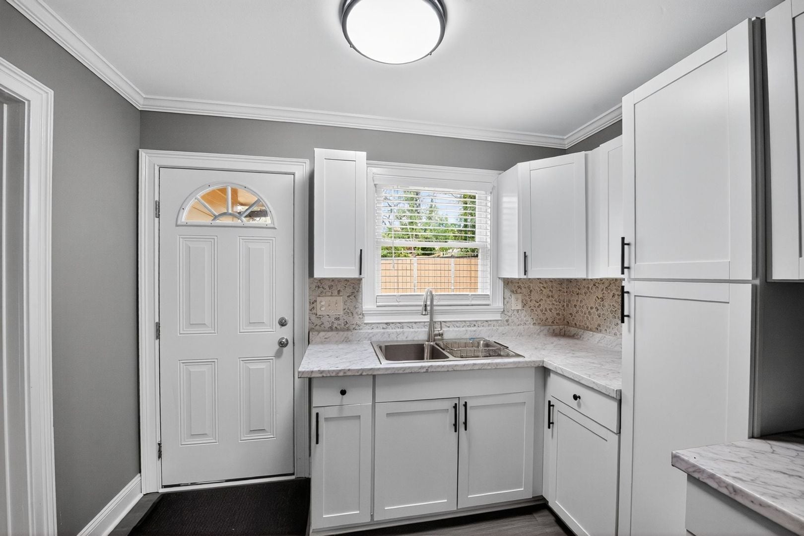 Building Photo - 509 Hoke St