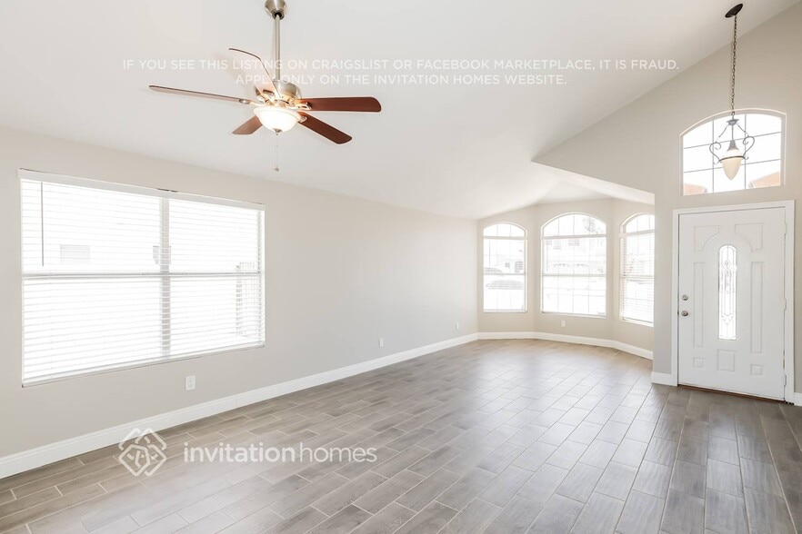 Building Photo - 19536 N 51st Dr