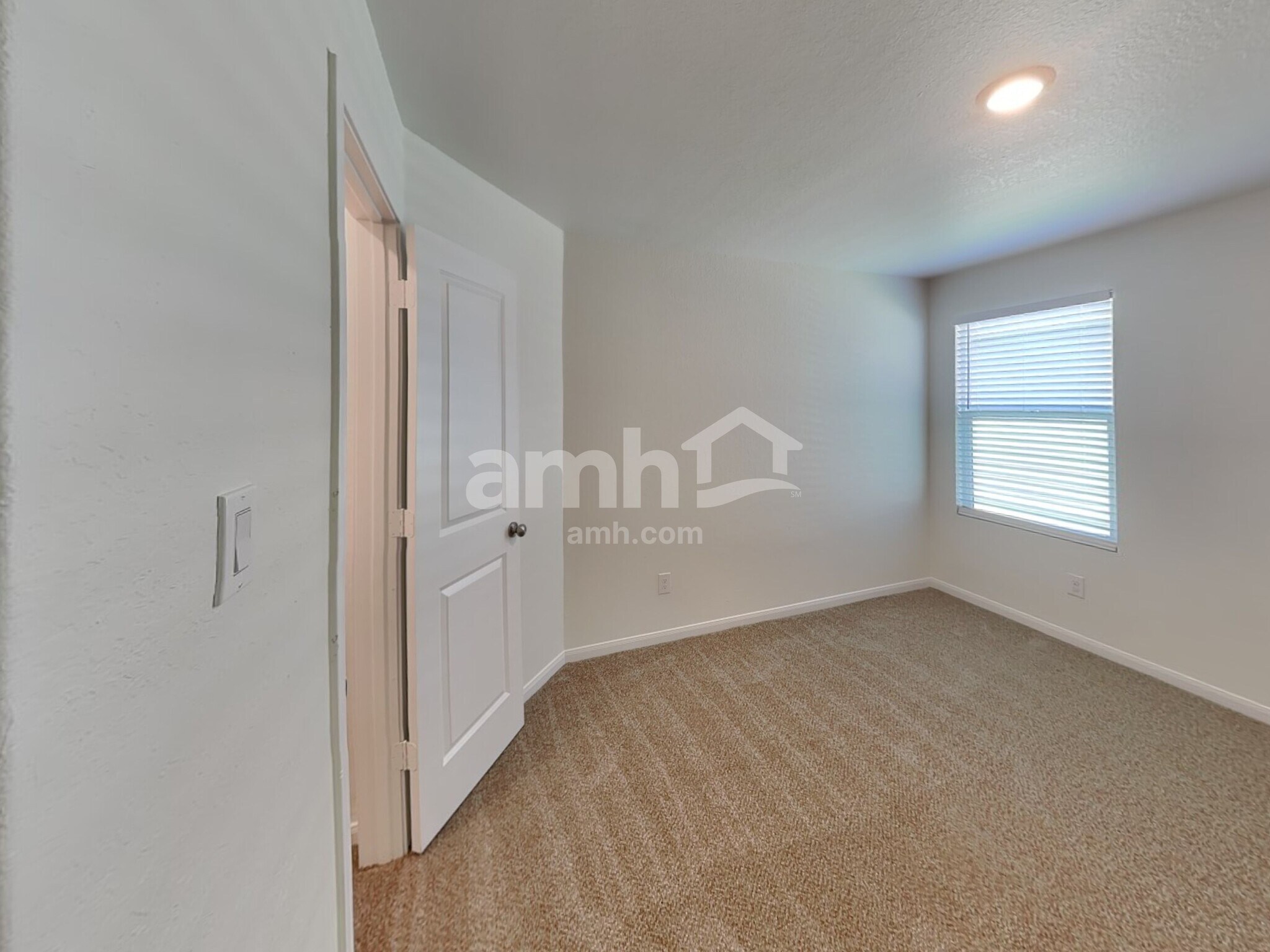 Building Photo - 2708 Iberia Ct
