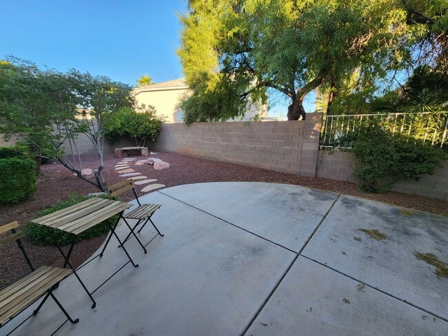 Building Photo - Fully Renovated Single Story Ranch Style Home in Summerlin!