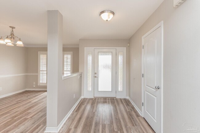 Building Photo - 8770 Kennedy Dr