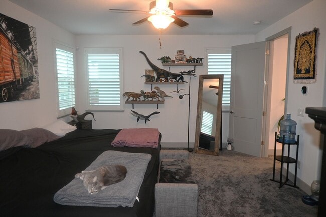 Building Photo - 10060 Carinata Dr